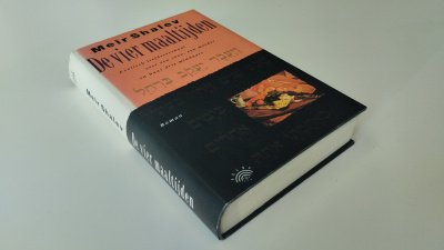 Boek met de titel: De vier maaltijden