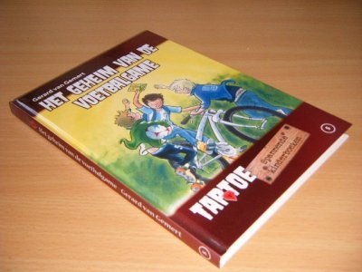 Boek met de titel: Het geheim van de voetbalgame