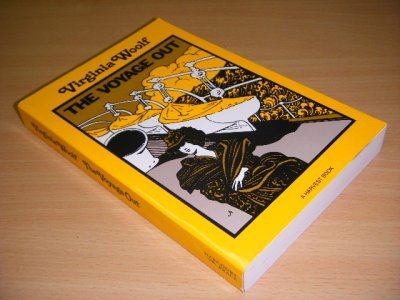 Tweedehands boek: The Voyage Out van auteur Virginia Woolf - Paperback in goede staat. Vlekjes op snedes. Engelstalig.
