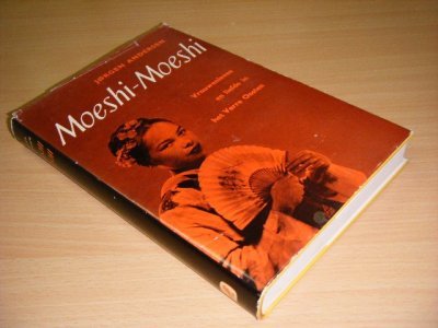Boek met de titel: Moeshi-Moeshi