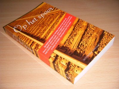 Boek met de titel: Op het spoor