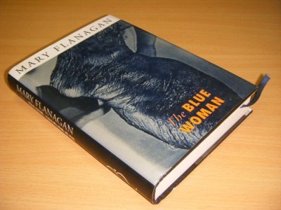 Boek met de titel: The Blue Woman