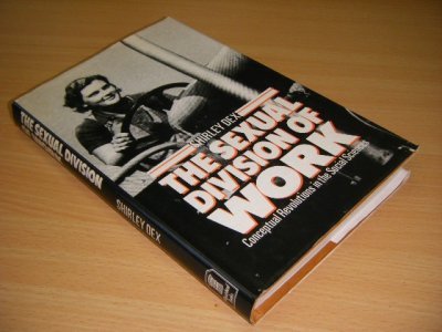 Boek met de titel: The Sexual Division of Work