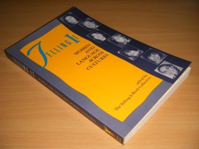 Tweedehands boek: Telling it. van auteur Telling It Book Collective  - Paperback, stains on book block, in good condition.