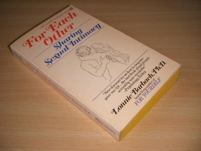 Boek met de titel: For Each Other