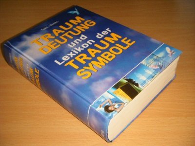 Boek met de titel: Traumdeutung und Lexikon der Traumsymbole