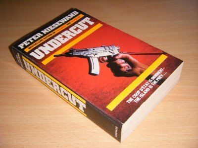 Boek met de titel: Undercut