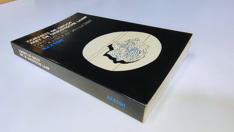 Boek met de titel: Met de gnostische lamp