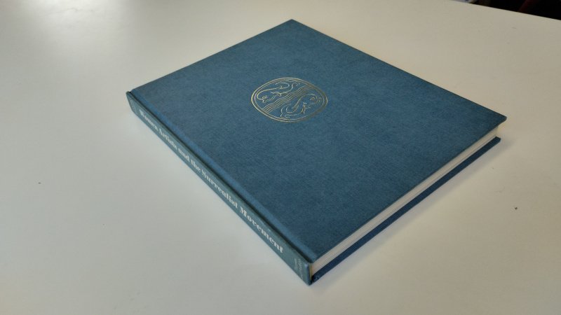 Tweedehands boek: Women Artists and the Surrealist Movement van auteur Whitney Chadwick - In goede staat. Engelstalige hardcover zonder stofomslag. Omslag vertoont lichte gebruikssporen, Geschreven op schutblad, rest van de pagina's zijn schoon en compleet (wit van de pagina's heel licht verkleurd)