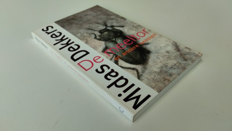 Tweedehands boek: De meeltor en andere beesten van auteur Midas Dekker - In zeer goede staat. Nederlandstalige paperback met minimale gebruikssporen. Netjes onbeschreven en stevig in de binding
