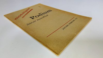 Boek met de titel: Podium - Literair Maandblad - Jan/Feb 1952 - Jaargang 8 Nr 1 - Nooduitgave