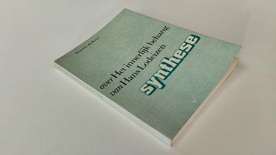 Boek met de titel: Over Het innerlijk behang van Hans Lodeizen