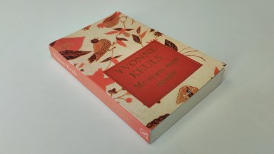 Boek met de titel: Mevrouw mijn moeder