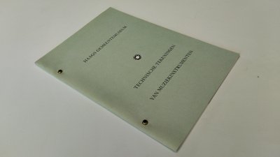 Boek met de titel: Technische tekeningen van muziekinstrumenten