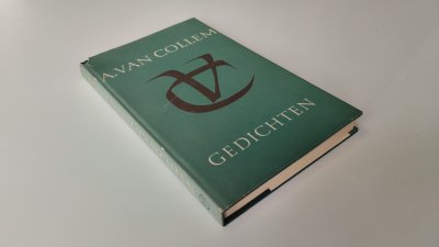 Boek met de titel: Bloemlezing uit de gedichten van A. van Collem