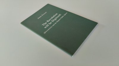 Boek met de titel: The revolution will be digitized