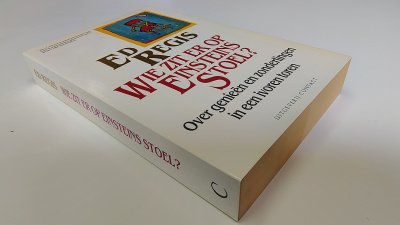 Boek met de titel: Wie zit er op Einsteins stoel?