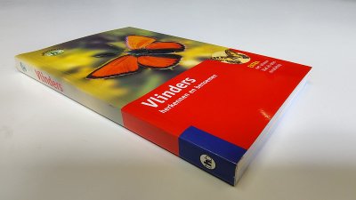 Boek met de titel: THB-natuurgids vlinders herkennen en benoemen