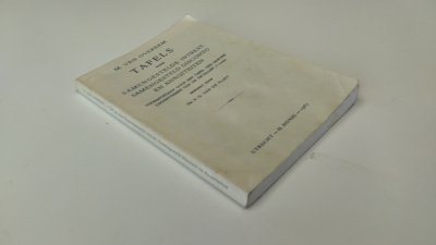 Boek met de titel: Tafels voor samengestelde intrest
