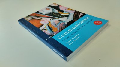 Boek met de titel: Communiceren