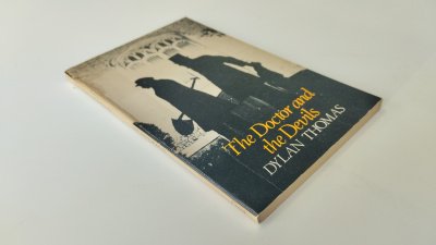 Boek met de titel: The Doctor and the Devils
