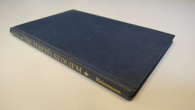 Boek met de titel: The Terezín Requiem