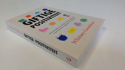 Boek met de titel: Giftige positiviteit