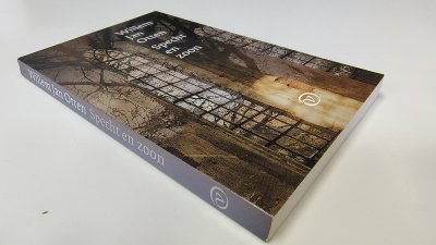 Boek met de titel: Specht en zoon