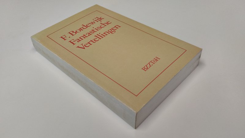 Tweedehands boek: Fantastische Vertellingen van auteur F. Borderwijk - In goede staat. Nederlandstalige softcover. Leesvouwtjes in de rug. Pagina's netjes en onbeschreven.