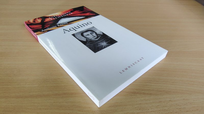 Tweedehands boek: Kopstukken filosofie Aquino van auteur Anthony Kenny - Paperback met rechte rug zonder leesvouwen in zeer goede staat. Binnenwerk onbeschreven en netjes.