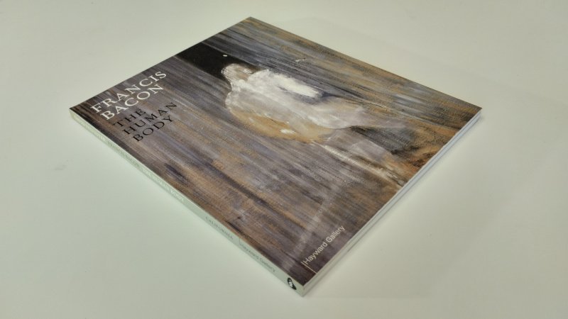 Tweedehands boek: Francis Bacon, the Human Body van auteur David Sylvester - In zeer goede staat. Engelstalige softcover met flappen. Ex Libris reliefstempel voorin. Minimale gebruikssporen aan de kaft. Pagina's netjes, onbeschreven.