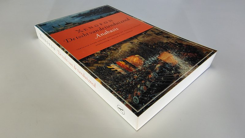 Tweedehands boek: De tocht van de tienduizend van auteur Xenofon, vertaald door Gerard Koolschijn en Nicolaas Matsier - Paperback, als nieuw!