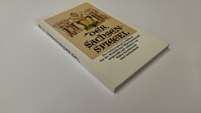 Boek met de titel: Der Sachsenspiegel