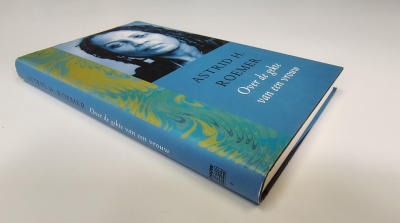 Boek met de titel: Over de gekte van een vrouw