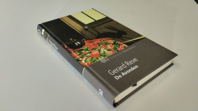 Boek met de titel: De avonden