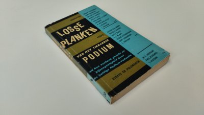 Boek met de titel: Losse planken vanhet tienjarig podium
