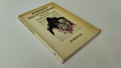 Boek met de titel: Machthebbers, verslagen uit Berlijn en Toscane