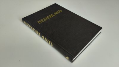 Boek met de titel: Nederland / The Netherlands / Die Niederlande / Les Pays-Bas / Holanda