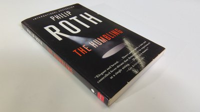 Boek met de titel: The Humbling
