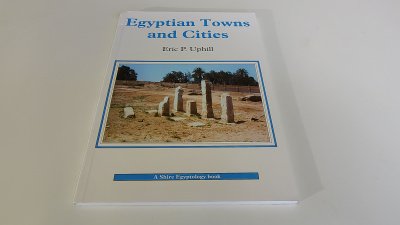 Boek met de titel: Egyptian Towns and Cities
