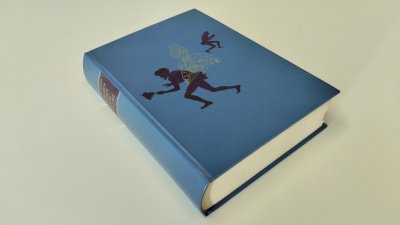 Boek met de titel: Schimmen sluipen door de nacht