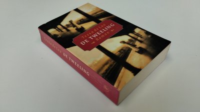 Boek met de titel: De tweeling