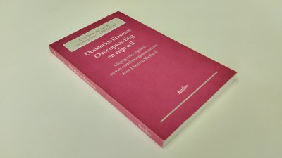 Boek met de titel: Over opvoeding en vrije wil