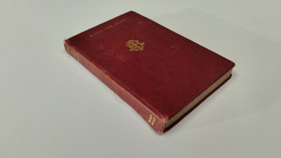 Boek met de titel: A Joy for Ever, and Its Price in the Market