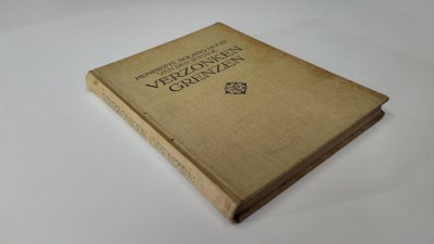 Boek met de titel: Verzonken grenzen