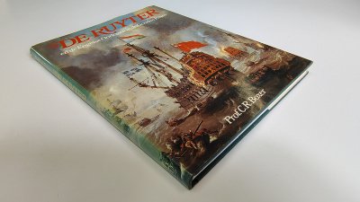 Boek met de titel: De Ruyter en de Engelse oorlogen in de Gouden Eeuw