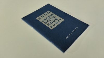 Boek met de titel: De naoorlogse Griekse beeldhouwkunst