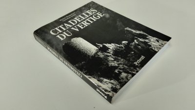 Boek met de titel: Citadelles du vertige