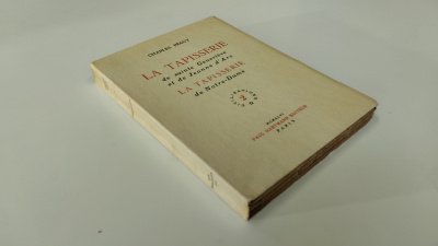 Boek met de titel: La Tapisserie de sainte Geneviève et de Jeanne d'Arc – La Tapisserie de Notre-Dame
