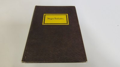 Boek met de titel: Negen balladen